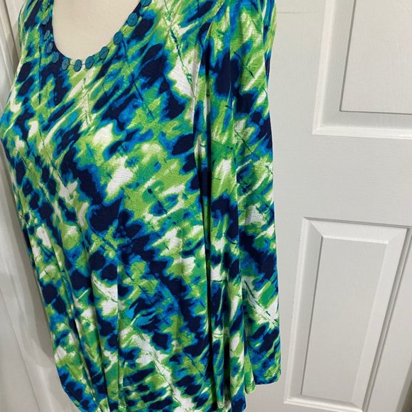 Ruby Rd. M Top with 3/4 Sleeves and a Tie Front - Picture 6 of 11